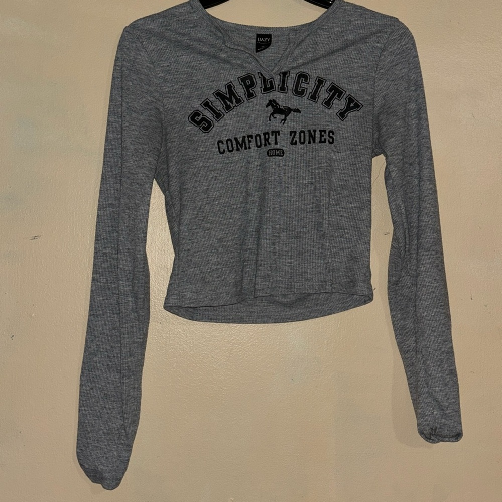 Long Sleeve Slightly Cropped. Size Medium.